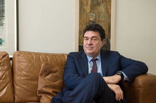 «Έπεσες, σήκω και περπάτα»:H συγκινητική εξομολόγηση του Αλέξη Παπαχελά για την μάχη με τον κορονοϊό