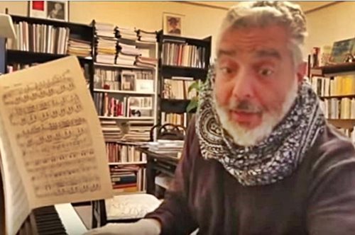 H πιο μελωδική καραντίνα: Οι πρωταγωνιστές της Εθνικής Λυρικής Σκηνής μένουν σπίτι και τραγουδούν