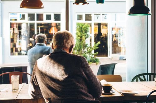 «Είμαι ένας γέρος που έχει ήδη ξεπεράσει κατά πολύ το προσδόκιμο επιβίωσης»