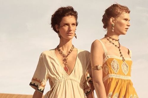 Αυτά τα 5 κομμάτια των Zara αναβαθμίζουν τα καθημερινά ντυσίματα- Θα γίνουν sold out