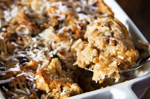 Ετοίμασε το μεξικάνικο πασχαλινό σιροπιαστό ψωμί capirotada και θα ξεχάσεις το τσουρέκι