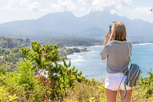 Δημοσκόπηση: Ποιο είναι το πρώτο πράγμα που θα κάνουν οι Έλληνες μόλις τελειώσει η καραντίνα
