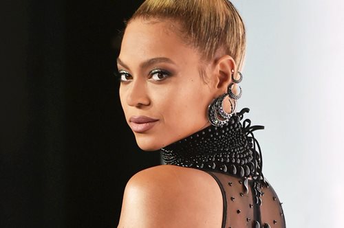 Μπιγιόνσε «Ο κορονοϊός σκοτώνει τους μαύρους Αμερικανούς με ανησυχητικούς ρυθμούς»