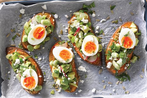 Πανεύκολο ανοιχτό σάντουιτς με τα αυγά που σου περίσσεψαν μετά το Πάσχα- Ιδανικό και για brunch 