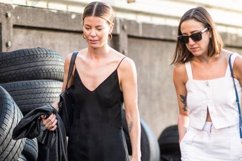 Τα 4 ζευγάρια παπούτσια που κάθε στιλάτη γυναίκα άνω των 40 θα αγοράσει φέτος -εάν δεν τα έχει ήδη