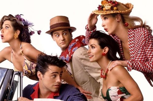 Θες να δεις από κοντά τα γυρίσματα του reunion των «Friends» και να πιεις καφέ με το καστ;