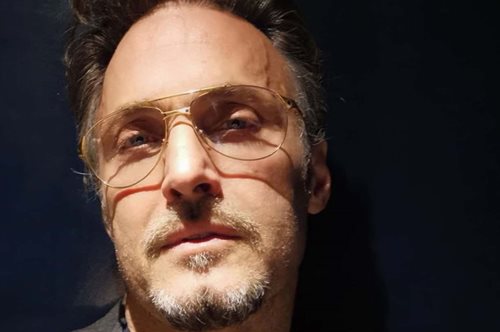 Είδαμε την 23χρονη κόρη του Σπύρου Πώρου -μια Ισπανίδα, καλλονή και μοντέλο