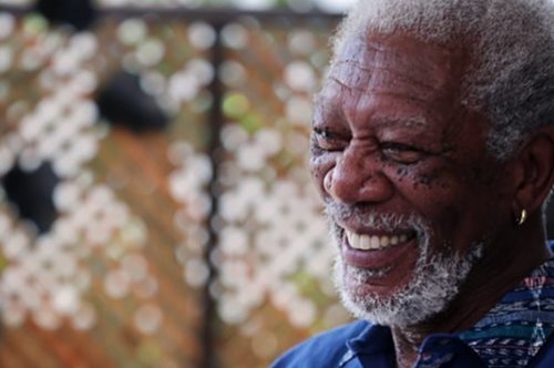 «Σε αυτήν την περίοδο αστάθειας και φόβου, θυμηθείτε να αγαπάτε το καλό που βλέπετε γύρω σας»