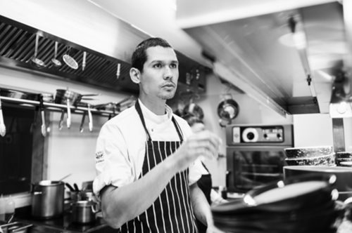 «Αρέσει σε όλη την Ελλάδα»: Παίκτρια του MasterChef δηλώνει ερωτευμένη με τον Σωτήρη Κοντιζά