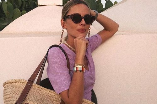 4 μόλις αξεσουάρ αρκούν για να φέρουν το καλοκαίρι στις καθημερινές σου εμφανίσεις