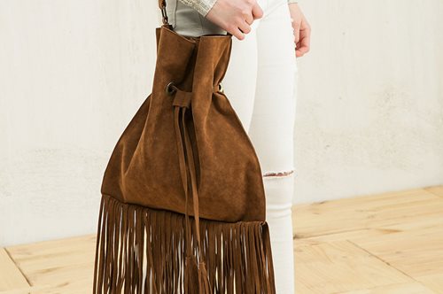 Η απόλυτη τσάντα της σεζόν κοστίζει μόλις 22.99 ευρώ