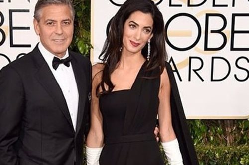 «Είμαστε δέκα, κι είμαστε κολλητοί εδώ και τριάντα χρόνια. Δέκα τύποι»