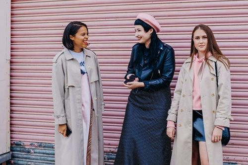 Αυτό είναι το καλύτερο και πιο αναπάντεχο μέρος για να αγοράσεις επώνυμα vintage ρούχα