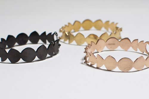 Τα κοσμήματα του Paul δεν πέφτουν στη λούμπα του διαχωρισμού μεταξύ γυναικείων και αντρικών 