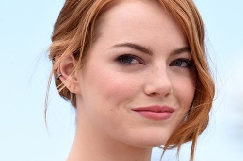 Παντρεύτηκε κρυφά η Έμα Στόουν; Το βίντεο που πυροδότησε τις φήμες