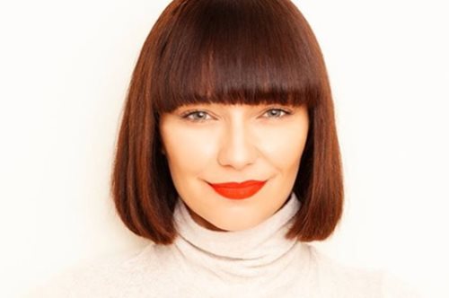 Από τις πρώτες που υιοθέτησαν το αυστηρό καρέ, από τις πρώτες που το αρνήθηκαν 