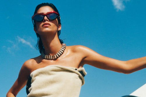 Τολμηρά και πάντα ένα βήμα μπροστά τα νέα γυαλιά ηλίου του οίκου Bottega Veneta 