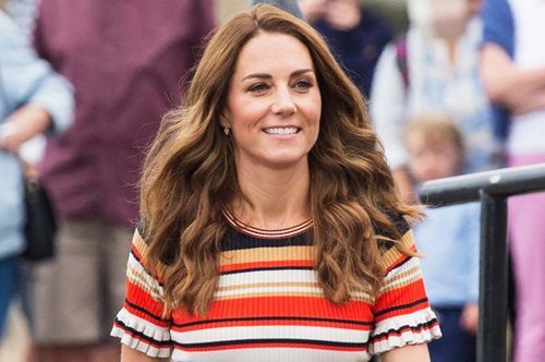 Βeach waves: Μέχρι και η Κέιτ Μίντλετον υπέκυψε στο πιο ανέμελο χτένισμα του καλοκαιριού