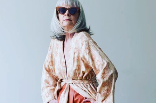 Τα είδωλα δεν έχουν ηλικία. Η άνοδος και η άνοδος των influencers που έχουν περάσει τα 60