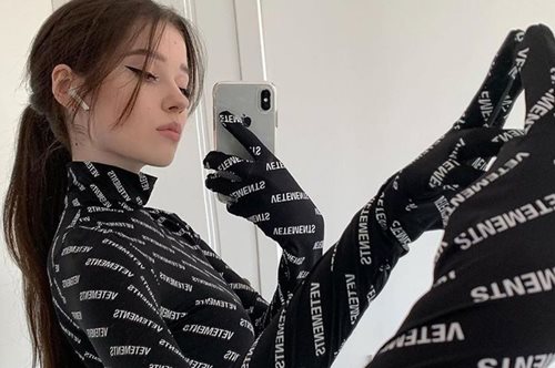 T-shirt αξίας 500 ευρώ και προβοκατόρικο marketing- Το brand που κατέρρευσε χωρίς κανείς να εκπλαγεί