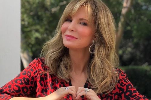 Το αντιγηραντικό σμούθι της 78χρονης Τζάκλιν Σμιθ: Ο 