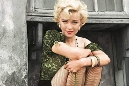 Η αξεπέραστη ομορφιά της Μέριλιν Μονρόε σε 13 εξαιρετικά σπάνιες vintage φωτογραφίες της