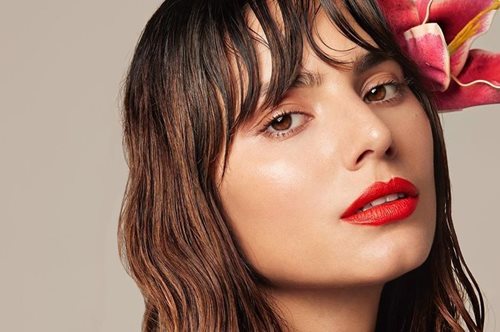 Η statement εμφάνιση της Ηλιάνας Παπαγεωργίου με το ονειρεμένο και ιδιαίτερα ακριβό Valentino φόρεμα