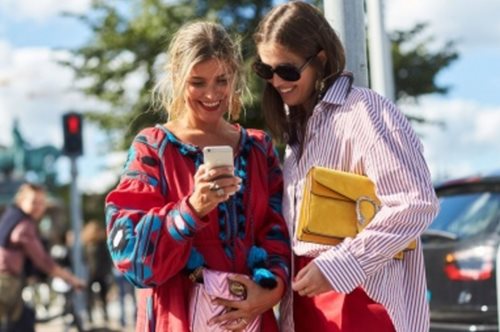 10 καθημερινά, καλοκαιρινά ντυσίματα που προσθέτουν 10 κιλά και τα τρικ να το αποφύγεις 