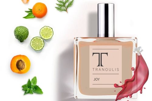 Ένας ελληνικός οίκος μόδας με ιστορία 30 χρόνων υπογράφει μοναδικά αρώματα 