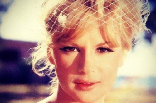 Η σπάνια φωτογραφία της Αλίκης Βουγιουκλάκη από το 1958 στα πρώτα της επαγγελματικά βήματα