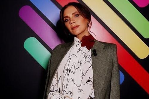 Κάτι περίεργο συμβαίνει με τις βλεφαρίδες της Βικτόρια Μπέκαμ- Το beauty λάθος που έκανε