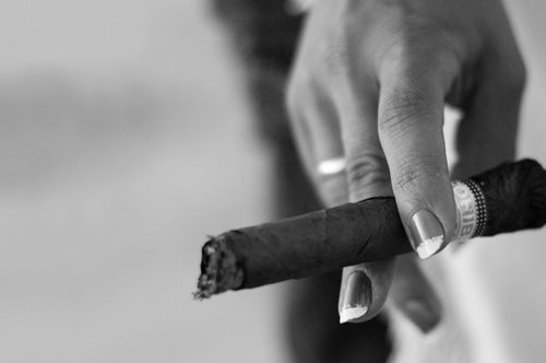 Η Κλέο είναι πράκτορας της κουβανικής κατασκοπείας: Ένα εκπληκτικό πορτρέτο της σύγχρονης Κούβας