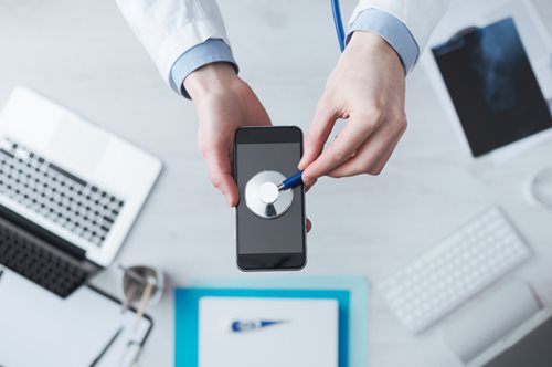 Τηλεϊατρική: βασικές υπηρεσίες υγείας από το τηλέφωνο, με το πάτημα ενός κουμπιού