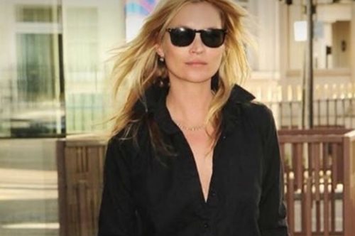 Η Κέιτ Μος απέδειξε πως για να γυμναστείς δεν χρειάζεται απαραίτητα να είσαι ντυμένη αθλητικά