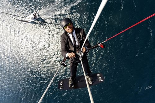 Ο κομψός ιστιοπλόος που κόβει την ανάσα με το νέο του εγχείρημα