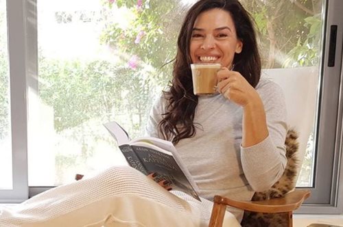 Στο σπίτι της Ναταλίας Δραγούμη στο Μαρούσι από το ντους βλέπεις τα αστέρια 