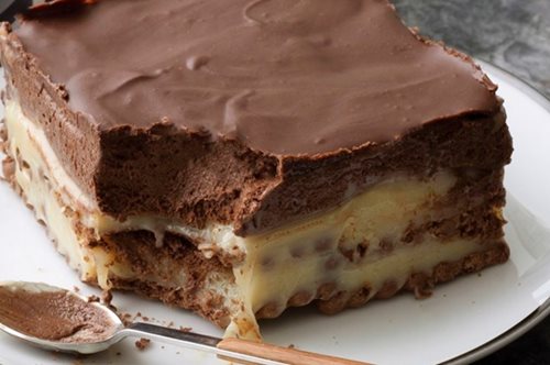 Δροσερό γλυκό ψυγείου από μέλι, καραμέλα και σοκολάτα χωρίς ίχνος έξτρα ζάχαρης 