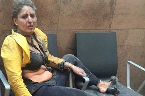 Η Ινδή αεροσυνοδός που έγινε άθελά της το «πρόσωπο» των επιθέσεων