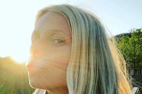 Η Γκουίνεθ Πάλτροου με την κόρη της σε νέα φωτογραφία: Η ομοιότητά τους είναι ανατριχιαστική