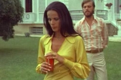 «Με την Έλενα Ναθαναήλ δε συμπαθιόμασταν, αλλά έπρεπε να βγει το μεροκάματο. Τη θαύμαζα όμως»