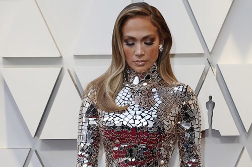 Η Τζένιφερ Λόπεζ δεν μπορεί να αντισταθεί σε αυτό το γλυκό: Με ποιες συνήθειες εξιλεώνεται