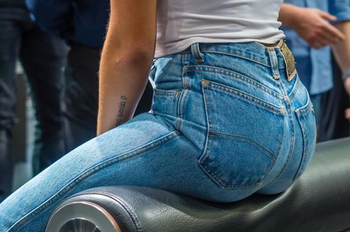 Πώς να «κάψεις» το πάχος από τους γλουτούς σε 3 μόλις ημέρες με ένα μόνο workout 