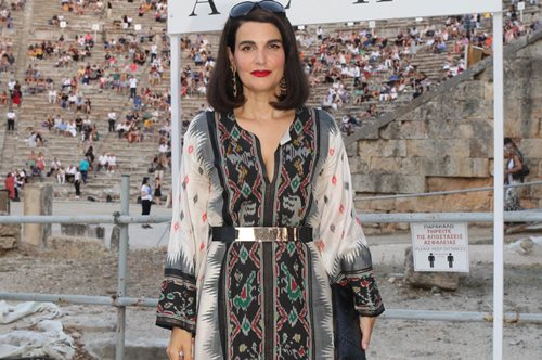 Οι εμφανίσεις στην Επίδαυρο για τους «Πέρσες» του Αισχύλου: Κοσμικός Ιούλιος με ένα σπουδαίο έργο 