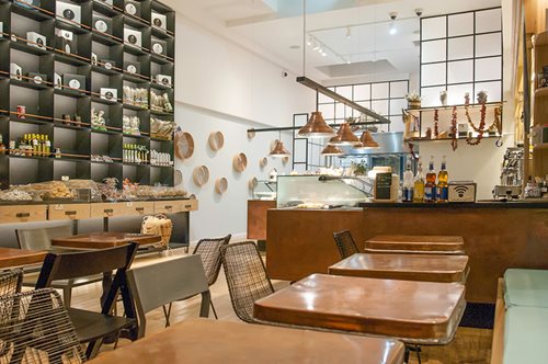 Pi Bakerie: Ο ελληνικός φούρνος της ΝΥ που ψωνίζει η Τζέσικα Άλμπα και ο Άλεκ Μπόλντουιν 