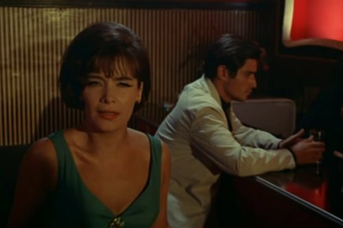 Αυτή είναι η απαγορευμένη ταινία της Τζένης Καρέζη με μουσική του Μίκη Θεοδωράκη 