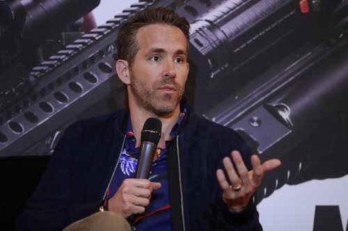 Χάρη στον Ράιαν Ρέινολντς: Μια γυναίκα ξαναβρήκε το αρκουδάκι της μητέρας της που πέθανε από καρκίνο