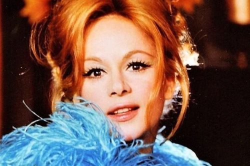 Η Αλίκη Βουγιουκλάκη σε σπάνια φωτογραφία με μπικίνι: Σύμβολο ομορφιάς, όσα χρόνια κι αν περάσουν