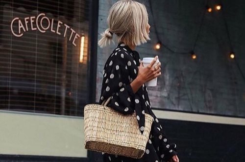 Απομάκρυνα από τη ντουλάπα μου τα ρούχα που μου πρόσθεταν 10 κιλά χωρίς να μου χαρίζουν έξτρα στυλ 