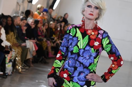 Τα χρώματα του φθινοπώρου είναι εδώ. Τα λες και ψυχοθεραπεία μέσα στην πανδημία