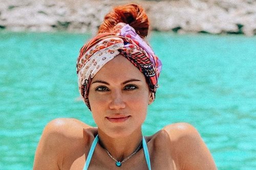 Δε μασάει τα λόγια της η Συνατσάκη για κυτταρίτιδα: «Μας τραβάει η βαρύτητα κάθε δευτερόλεπτο»